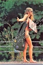 Girl No Clothes Photo Hitchhike Hippy Hot Sexy Bare Foot 5x7 Rp picture