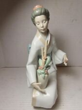 Nao by Lladro - Geisha Model  #1276 Flower Arrangement Figurine - Height 14