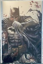 Batman #136 SDCC 2023 FOIL Battle Damage Variant Tyler Kirkham DC Comic Book picture