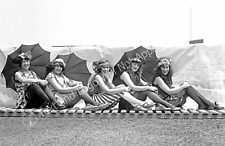 1922 Bathing Beauties with Parasols Vintage Photograph 11