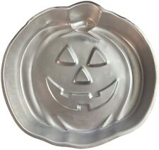 Vintage 1981 Wilton Aluminum Halloween Jack-O-Lantern Cake Pan. Model 502- 2928. picture