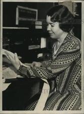 1932 Press Photo Crop Wizard Unmasked as Eileen Miller - neo11076 picture