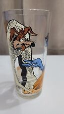 Vintage 1976 ROAD RUNNER & WILE E COYOTE Pepsi Collector Series Drinking Glass picture