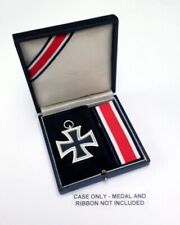 WWII German 1939 IRON CROSS 2nd Class presentation case box (CASE ONLY). picture