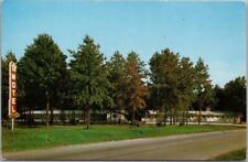 Greenup, Illinois Postcard FIVE STAR MOTEL Highway 40 Roadside c1960s Chrome picture