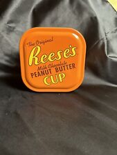 Reese's Peanut Butter Cup Metal Tin 1995 Container 5