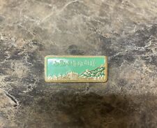 Vintage 1982 Knoxville TN World's Fair Enameled Pin China Pavilion Great Wall picture