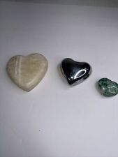 A lot of three hearts 2 Stone 1 metal with chimes inside When You Move It picture