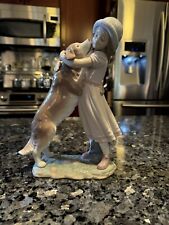 LLADRO A WARM WELCOME FIGURINE #6903 GIRL HUGGING DOG No Box Excellent perfect picture
