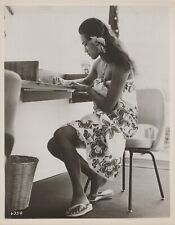 HOLLYWOOD BEAUTY TARITA CHEESECAKE STUNNING PORTRAIT 1960s ORIG Photo C34 picture