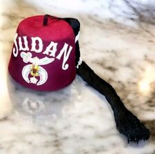 VINTAGE MASONIC SHRINERS JEWELED SUDAN FEZ HAT WITH TASSEL Size 7 1/8   picture
