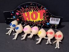 7 Glow In The Dark Alien Key Chains on Card Big Eyes of Blue Pink Red Yellow picture