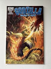 Godzilla Rulers of Earth #25 SUB Variant Cover IDW Comic Book 2015 Chris Mowry picture