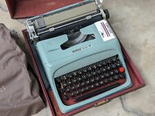 Typewriter Vintage Olivetti Studio 44 1950's in Case Made in Italy Working picture