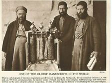 ONE OF THE OLDEST MANUSCRIPTS IN THE WORLD THE PENTATEUCH JEWS c 1935 CLIP picture