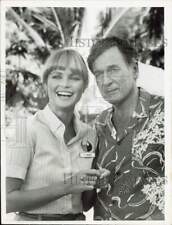 1981 Press Photo Actors Pat Klous and Bill Daily in 