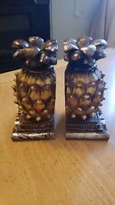 pineapple bookends picture