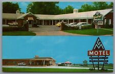 Jacksonville IL Yording's Motel G.M. Motel c1959 Postcard Roadside Motel Signs picture