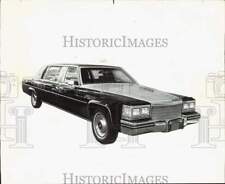 1985 Press Photo Exterior view of Cadillac's stretch limousine - lrb02313 picture