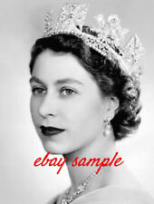 HER MAJESTY QUEEN ELIZABETH II PHOTO - Wearing her Diamond Diadem Tiara / Crown picture