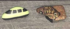 Vintage E.T. And UFO Flying Saucer Spacecraft Pet Rock Folk art Lot Of 2 picture