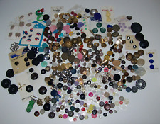 Huge Estate Lot of Antique and Vintage Buttons, Military, Metal, MOP, ... + picture
