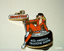 HOOTERS RESTAURANT 2004 LOUISVILLE KY KENTUCKY MID AMERICA TRUCK SHOW TIRE PIN   picture