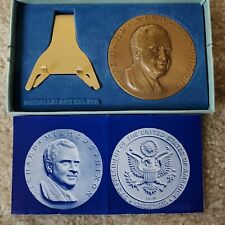 1969 Bronze Inauguration  Medallion w/Stand President  Nixon coin Medal Medallic picture