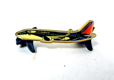 Southwest Airlines Collectible Trading Pin Seaworld Shamu Busch Entertainment_CT picture