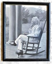VINTAGE FRAMED MAGAZINE PRINT PHOTO - MARK TWAIN IN ROCKING CHAIR WITH KITTEN picture