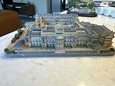 Danbury Mint - Buckingham Palace - Castles Of The British Monarchy picture