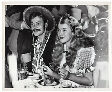 SHIRLEY TEMPLE + HUSBAND JOHN AGAR DINNER STAN DVORAK 1950s ORIG PHOTO 401 picture