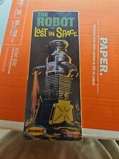 MOEBUS Lost in Space The Robot 1997 Plastic Model Kit #418 New picture