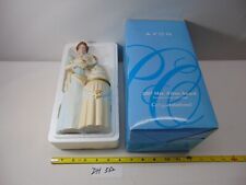 2007 Avon Mrs. Albee Porcelain Full Size Figurine Presidents Club in Box picture