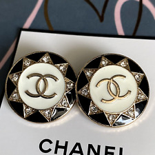 Lot of 2 Chanel Button Gold Tone CC Buttons 25 mm Stamped Logo 0,98 inch Metall picture