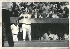 1976 Press Photo Cubs pitcher Rick Reuschel ejected picture