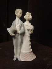 Lovely Lladro Porcelain #4808 Wedding Bride & Groom Figurine Cake Topper  picture