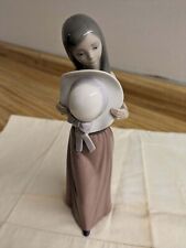Vtg. Lladro figurine: Bashful girl with hat. 5007. picture