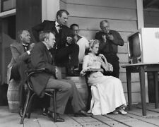 Grace Kelly Gary Cooper cast watching vintage TV on High Noon movie set Photo picture