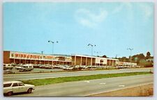 Somerset Kentucky~Winn Dixie Grocery Store~Shopping Center~Thrifty~1960s Cars PC picture