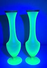 Vtg Pair of Green Uranium Vaseline Depression Glass Gold Rim Bud Vases 10