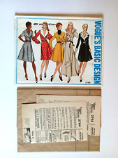 Vogue's Basic Design 2764  Misses Wrap Dress  Size 10 1970's Uncut B32.5 Hip34.5 picture