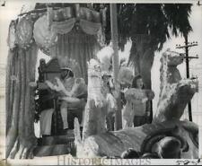 1969 Press Photo Carnival Parade- Krewe of Carrolton King and Pages. - noca01977 picture