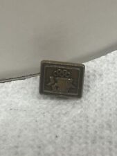 Vintage 1984 Olympic Committee Pin Stars Los Angeles LA Lapel Pin 1980 Carded picture