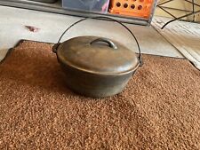 VINTAGE 5 QT CAST IRON DUTCH OVEN WITH HANDLE AND LID, TAIWAN, SELF BASTIN.   picture
