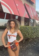 HOOTERS GIRL  - A SASSY / HOT GIRL  picture