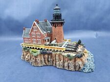 Harbour Lights HL662 Southeast Block On The Move Rhode Island Lighthouse No Box picture