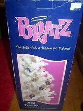 2000s MGA Bratz Mini White Christmas Tree Set w/BOX picture