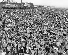 1940 CONEY ISLAND BEACH CROWD Photo  (219-N) picture