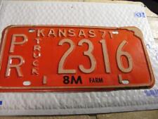 1971 KANSAS STATE LICENSE PLATE AUTO CAR 8M FARM TRUCK TAG  PR 2316 PRATT COUNTY picture